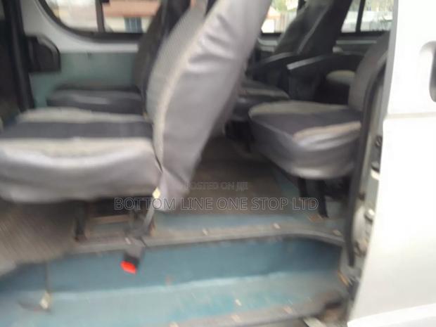 Toyota HiAce 2014 Silver - thumbnail 7