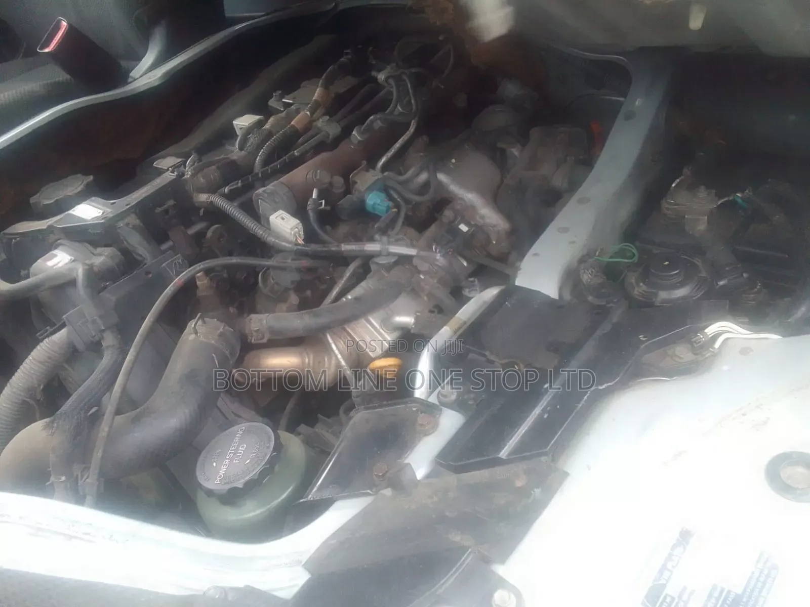 Toyota HiAce 2014 Silver