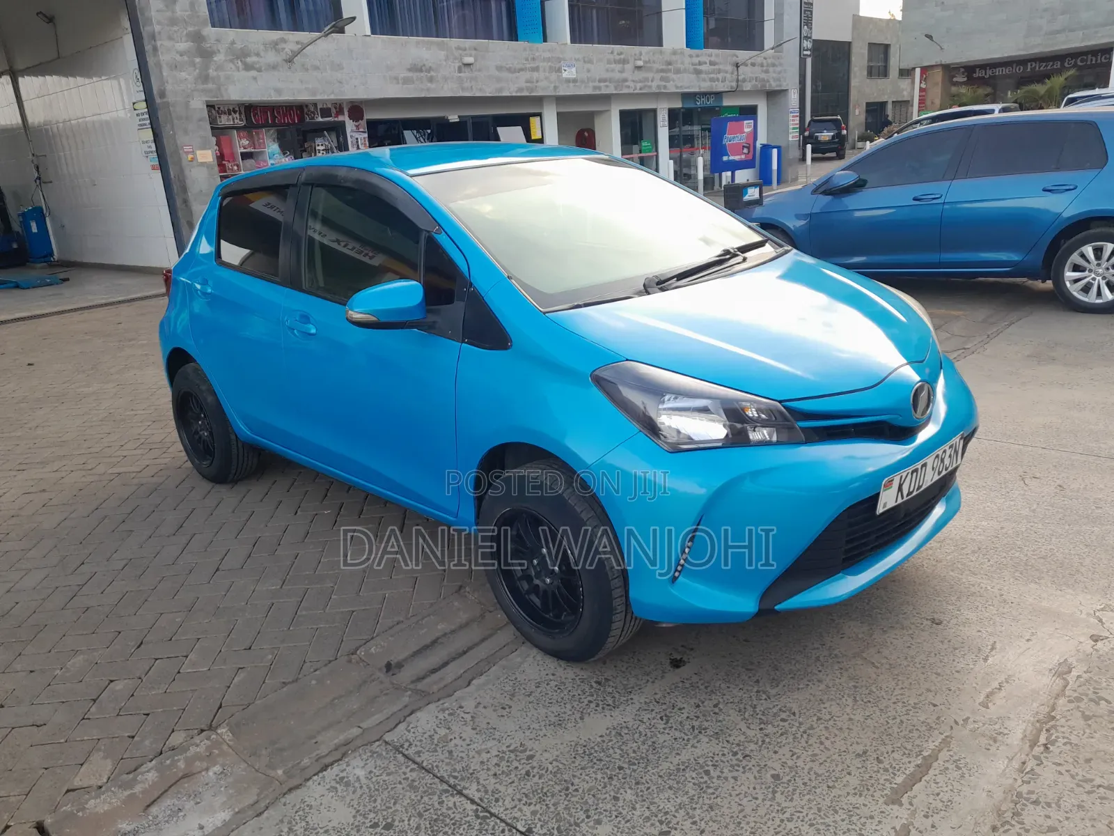 Toyota Vitz 2014 Blue
