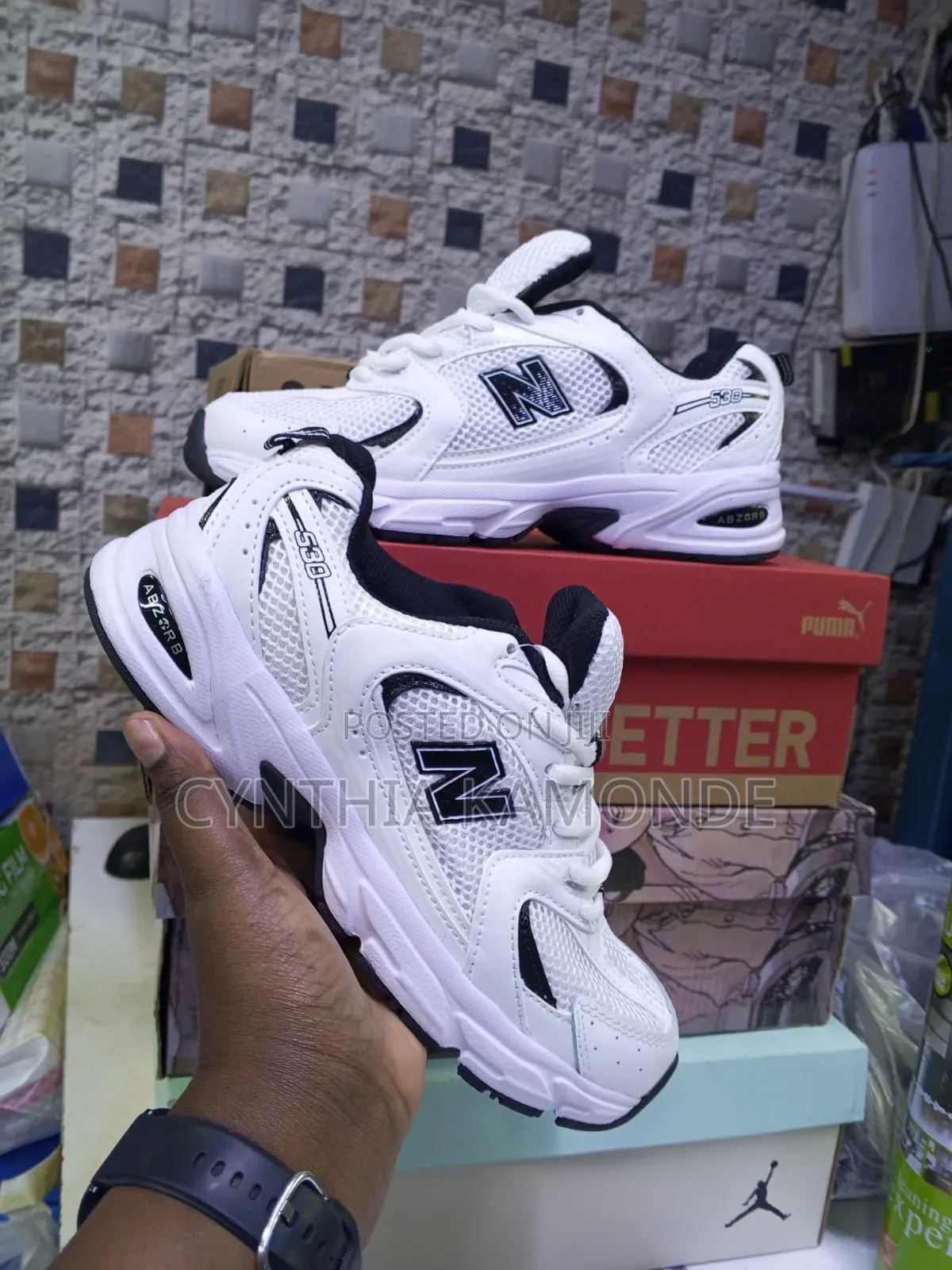 Nb 530 Blue White , Black White