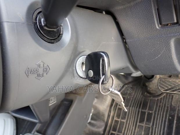 Suzuki Carry Truck 2020 - thumbnail 2