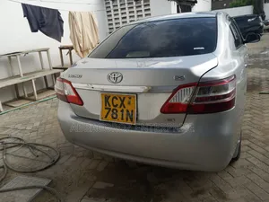 Toyota Premio 2012 Silver