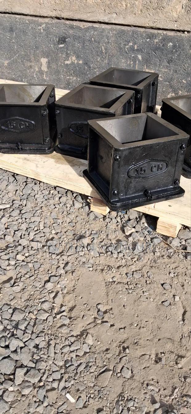 Cast Iron Concrete Cube Mould – Heavy Duty Concrete Testing Mould - thumbnail 2