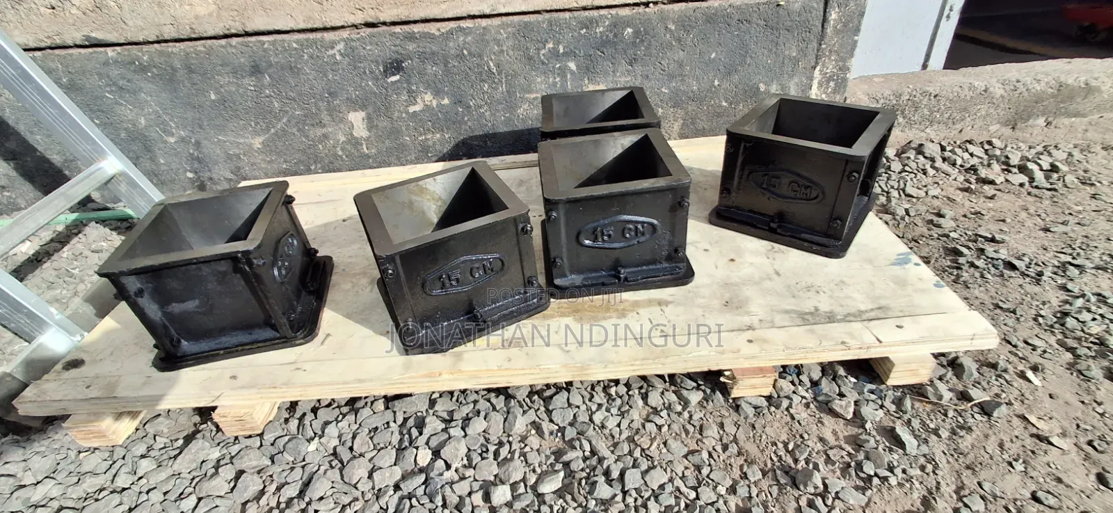 Cast Iron Concrete Cube Mould – Professional Cube Testing Mould