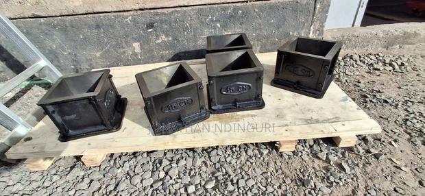 Cast Iron Concrete Cube Mould – Professional Cube Testing Mould - thumbnail 2