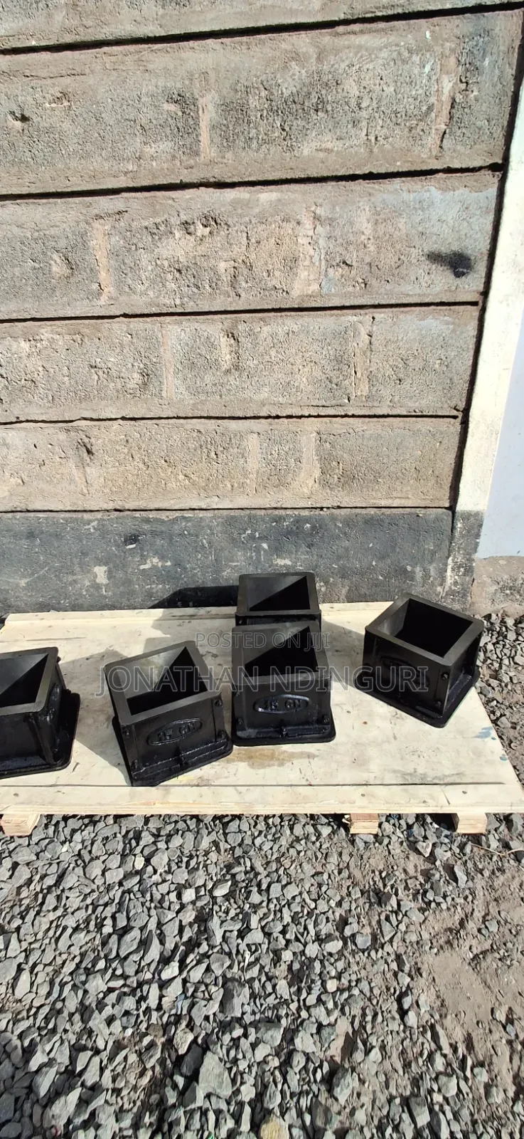 Cast Iron Concrete Cube Mould – Industrial Concrete Test Mould