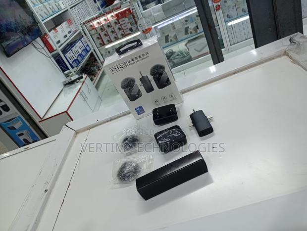 F11 Professional Wireless Lavalier Mic for Video Recording
