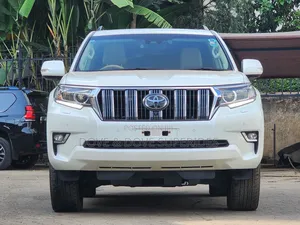 Toyota Land Cruiser Prado 2.7 2019 White