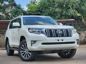 Toyota Land Cruiser Prado 2.7 2019 White