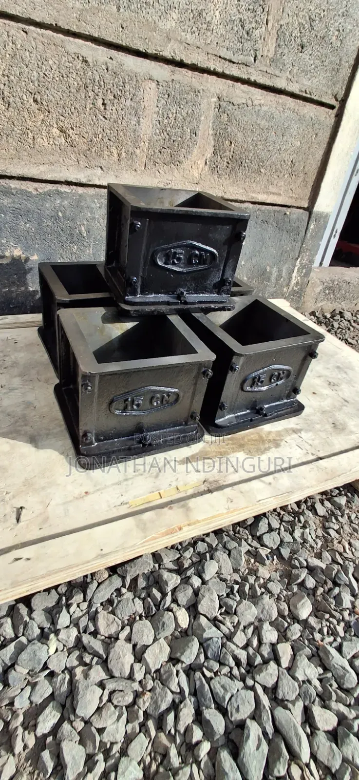 Cast Iron Concrete Cube Mould – Precision Concrete Sample Mould