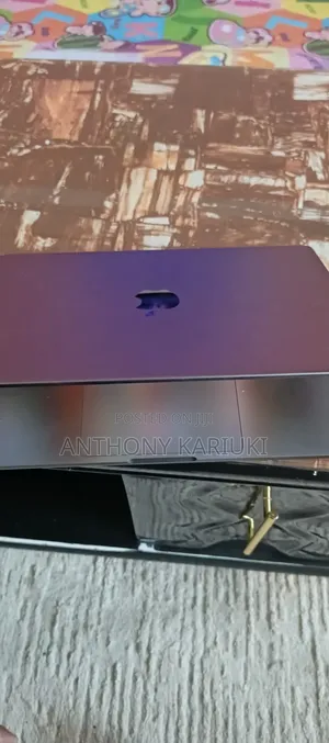 Laptop Apple MacBook Pro 2024 M4 16GB Apple M4 SSD 512GB