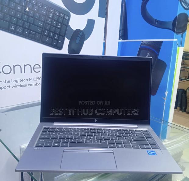 Laptop HP ZBook Firefly G8 16GB Intel Core i7 SSD 512GB - thumbnail 5