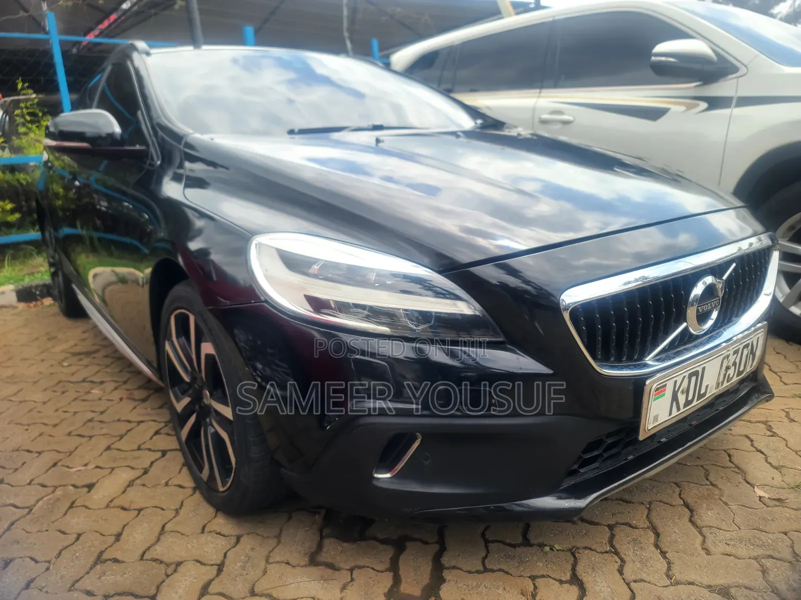 Volvo V40 2018 Black