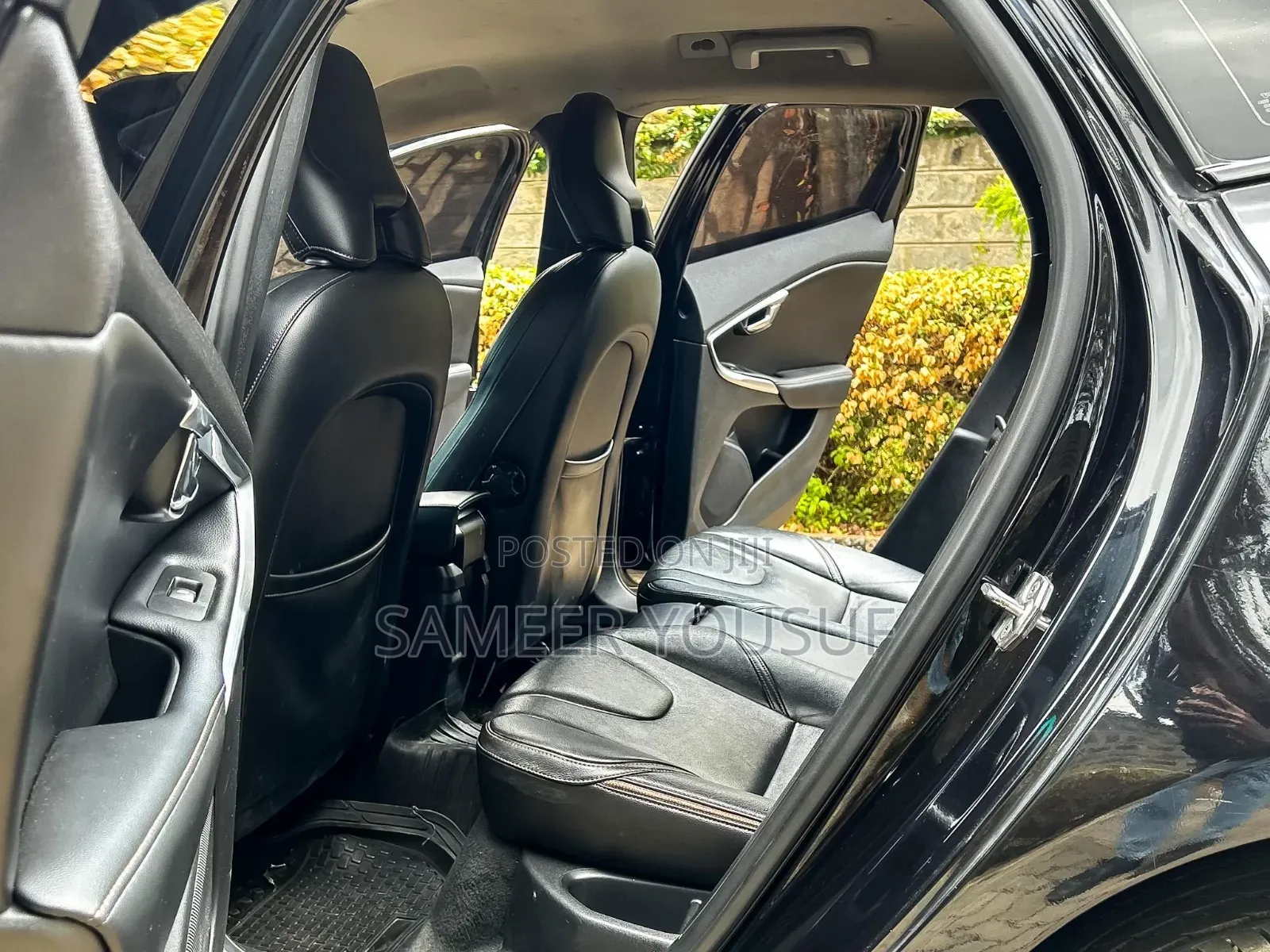 Volvo V40 2018 Black