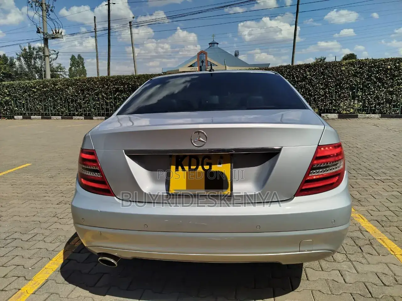 Mercedes-Benz C200 2014 Silver