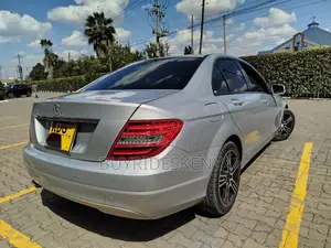 Mercedes-Benz C200 2014 Silver