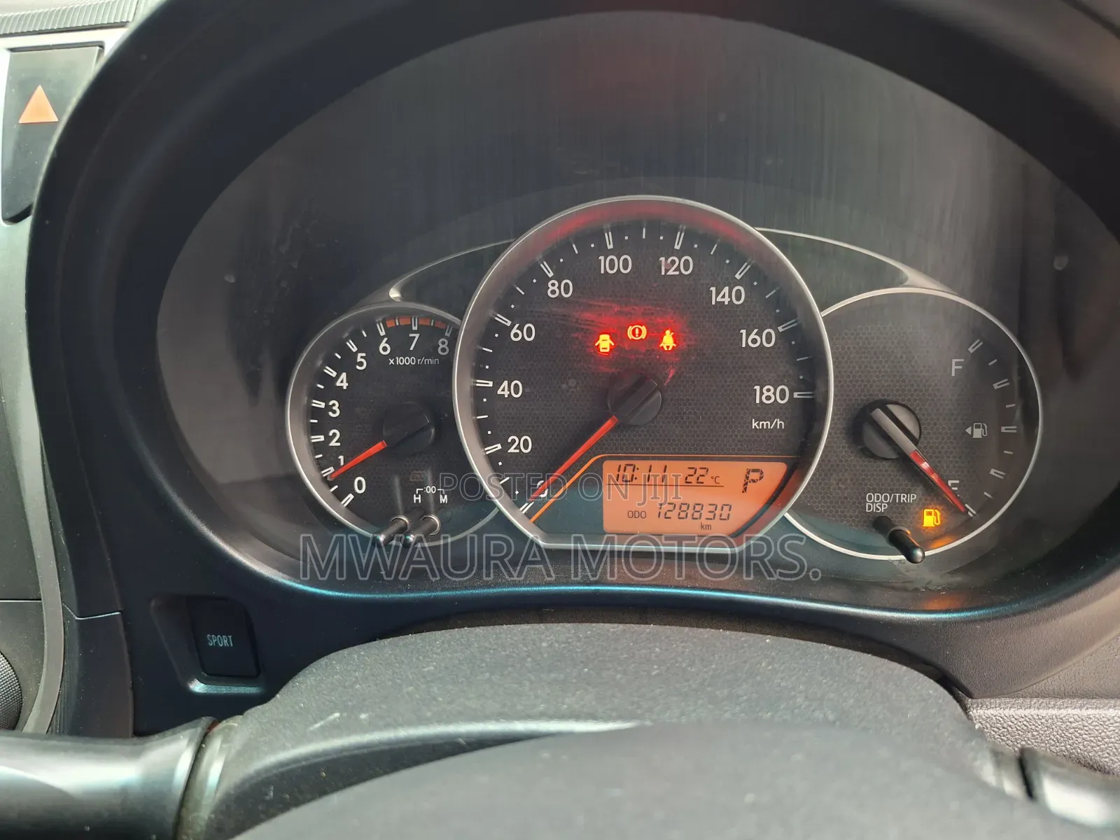 Toyota Ractis 2013 Silver