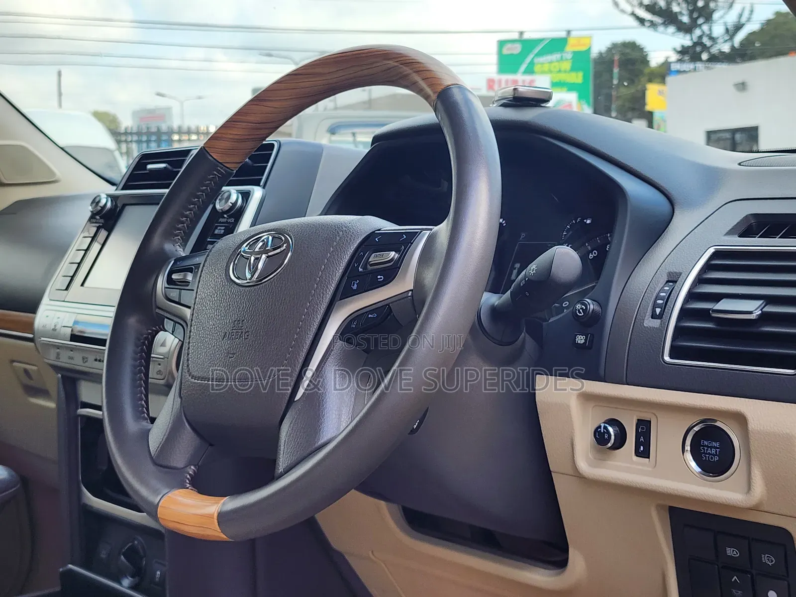 Toyota Land Cruiser Prado 2.7 2019 White