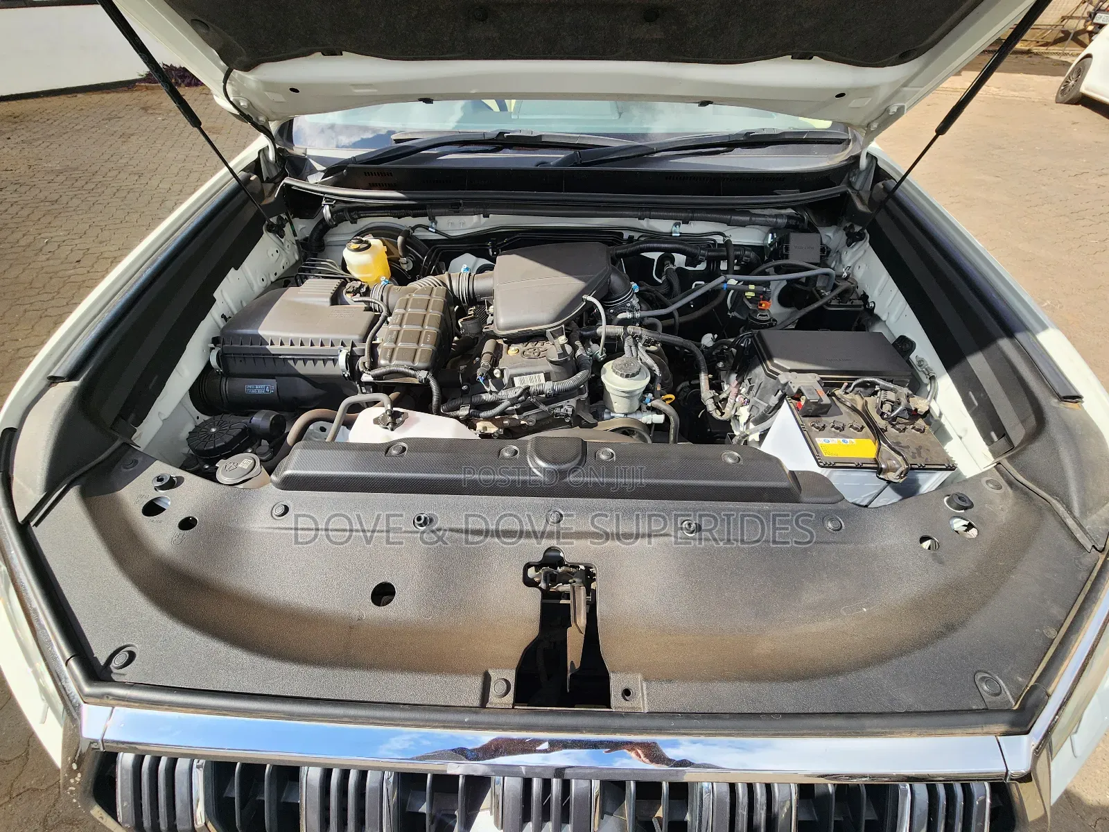 Toyota Land Cruiser Prado 2.7 2019 White