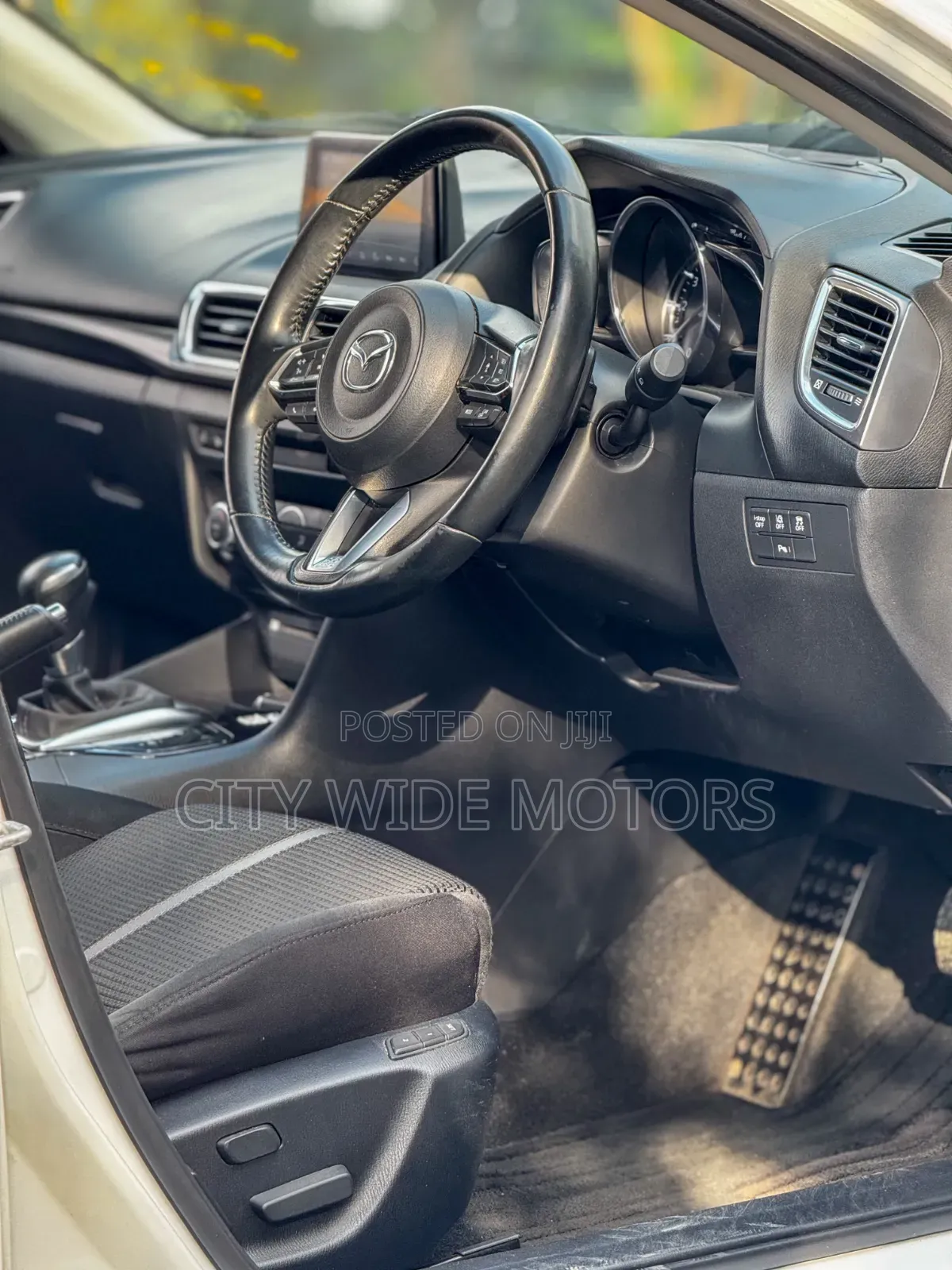 Mazda Axela 2019 White