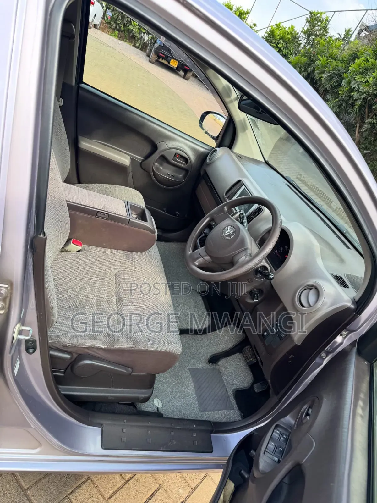 Toyota Passo 2014 Silver