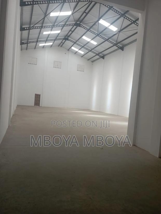 7000sqft Warehouse for Rent in Mlolongo - thumbnail 4