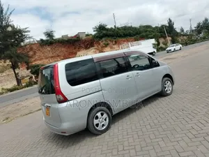 Nissan Serena 2006 Silver
