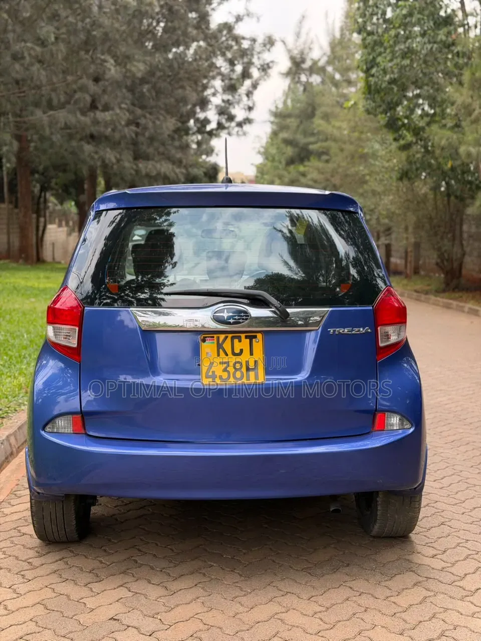 Subaru Trezia 2011 Blue