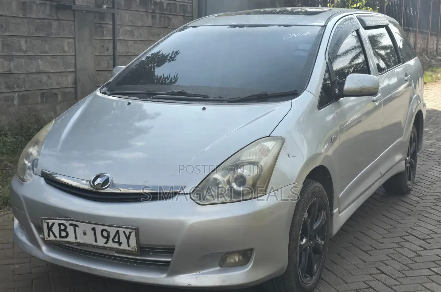 Toyota Wish 2005 Silver