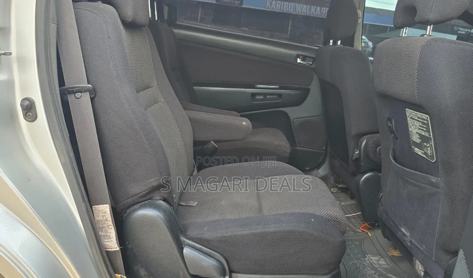 Toyota Wish 2005 Silver