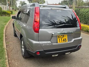 Nissan X-Trail 2.0 Petrol XE 2010 Gray
