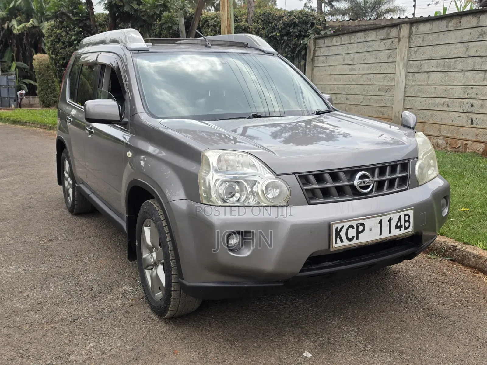 Nissan X-Trail 2.0 Petrol XE 2010 Gray