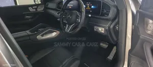Mercedes-Benz GLS-Class GLS 400d 2022 Gold