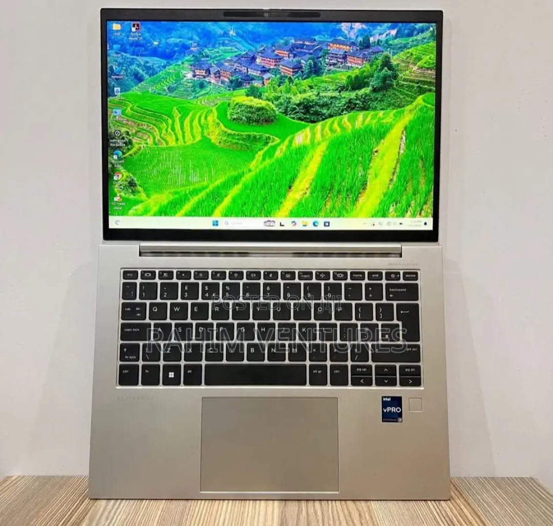 Laptop HP EliteBook x360 1040 G10 16GB Intel Core i7 SSD 512GB