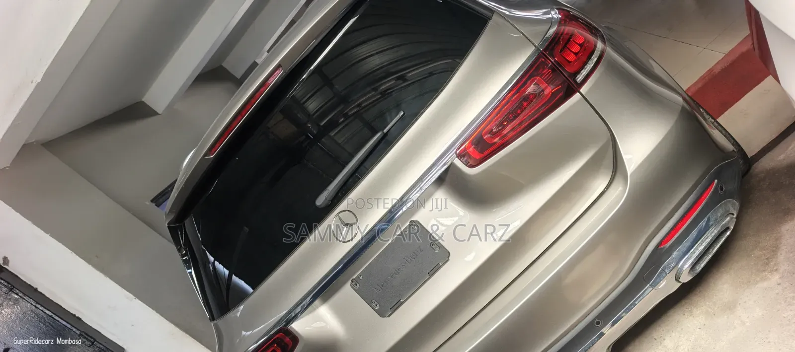 Mercedes-Benz GLS-Class GLS 400d 2022 Gold