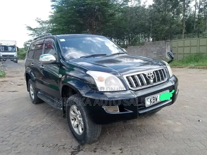 Toyota Land Cruiser Prado 2004 Black