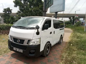 Nissan Caravan (Urvan) 2017 White