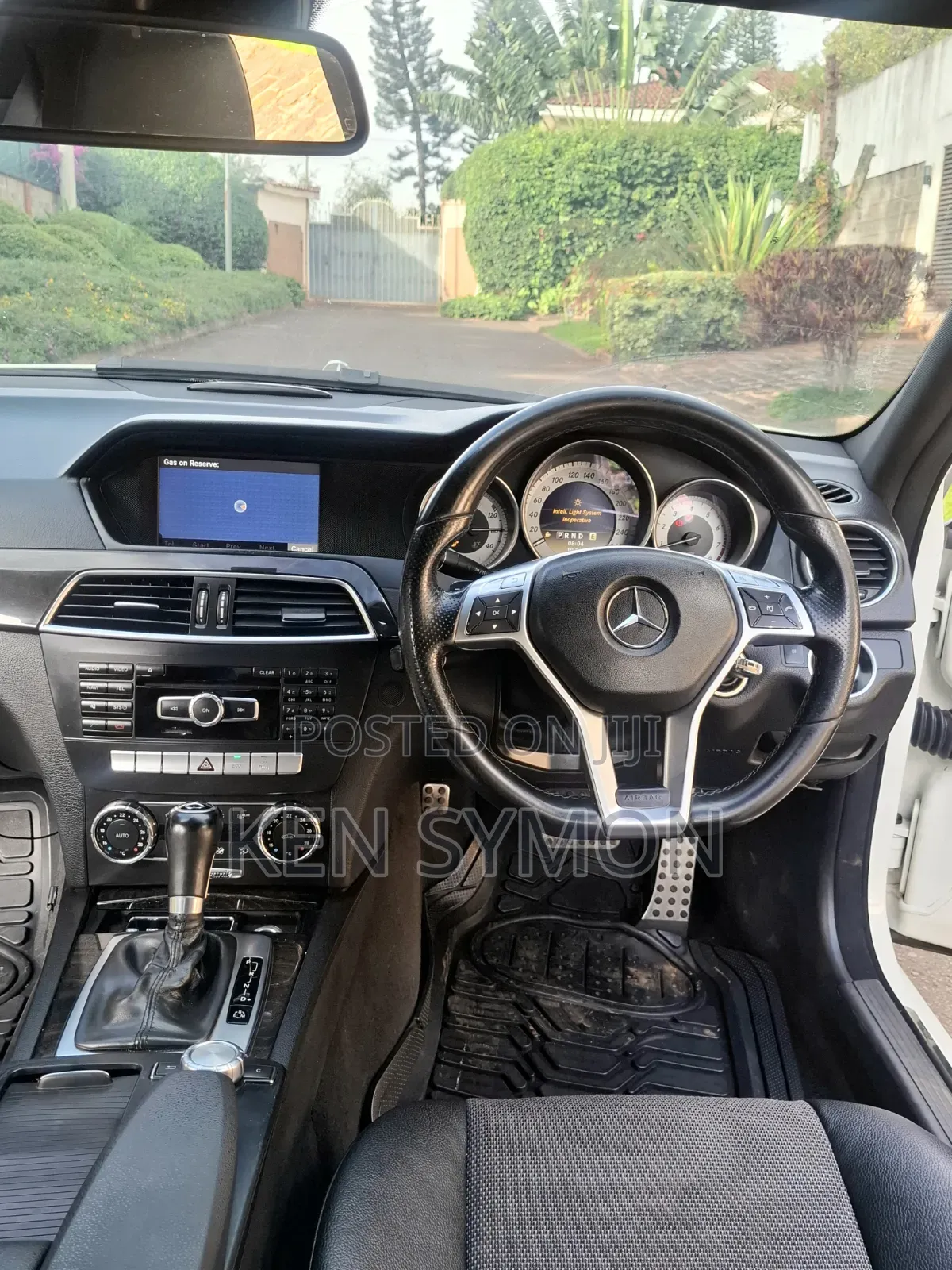 Mercedes-Benz C200 2012 White