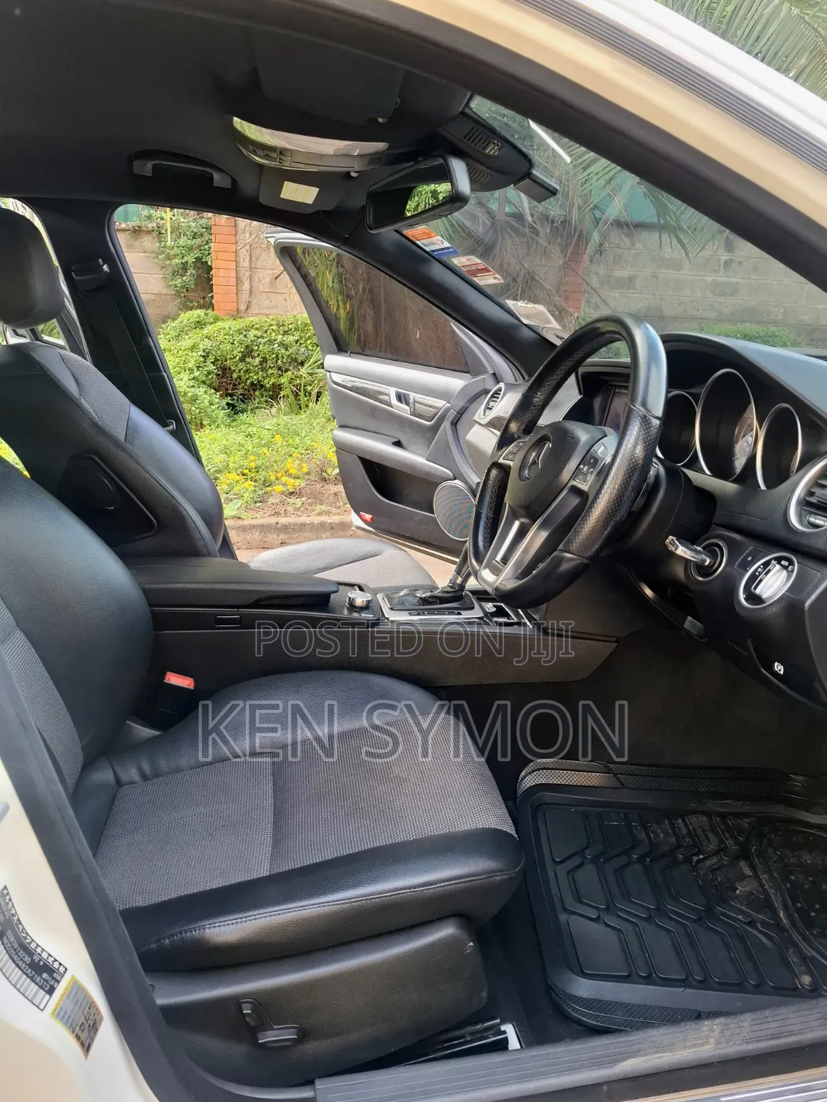 Mercedes-Benz C200 2012 White