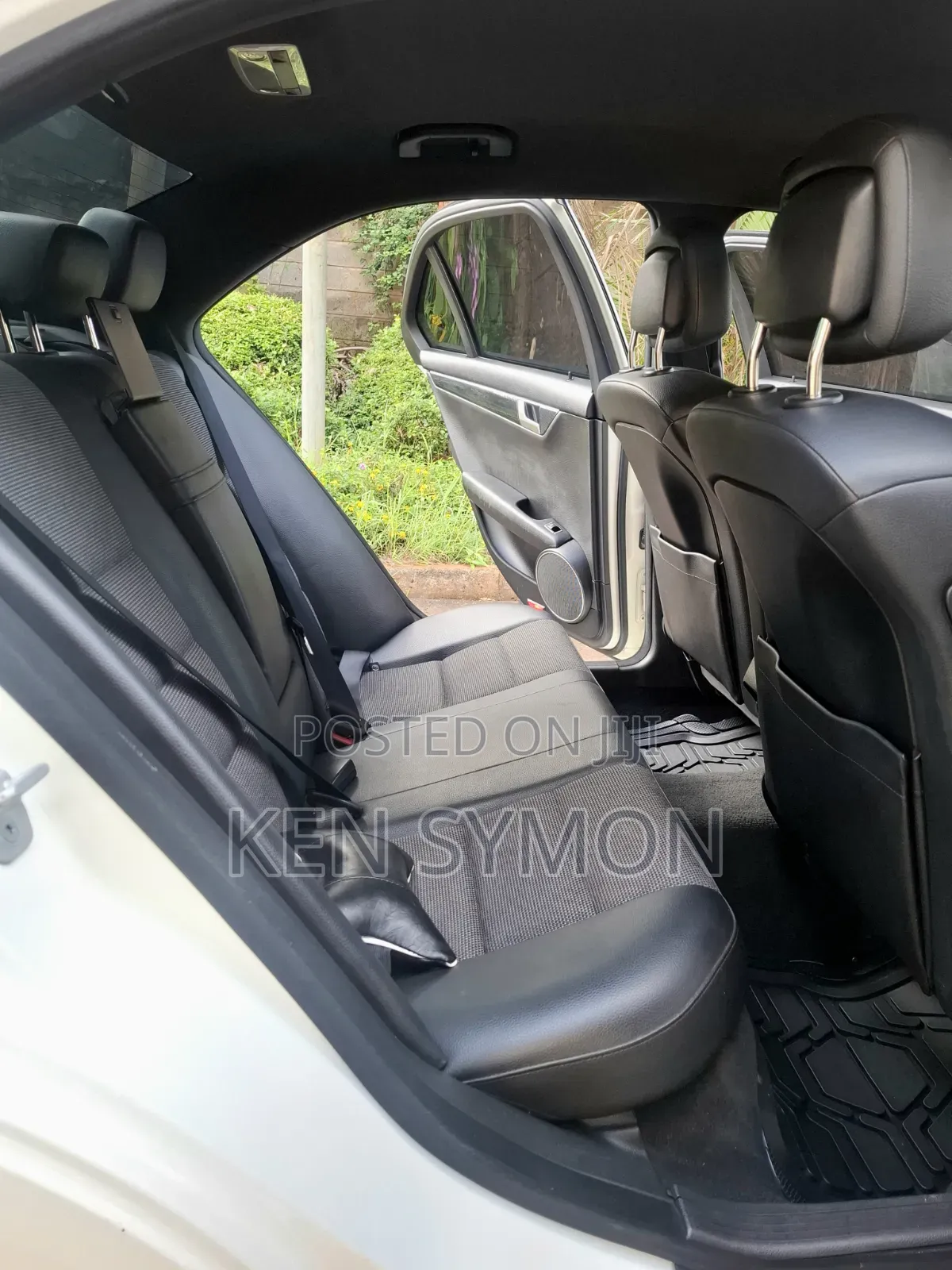 Mercedes-Benz C200 2012 White