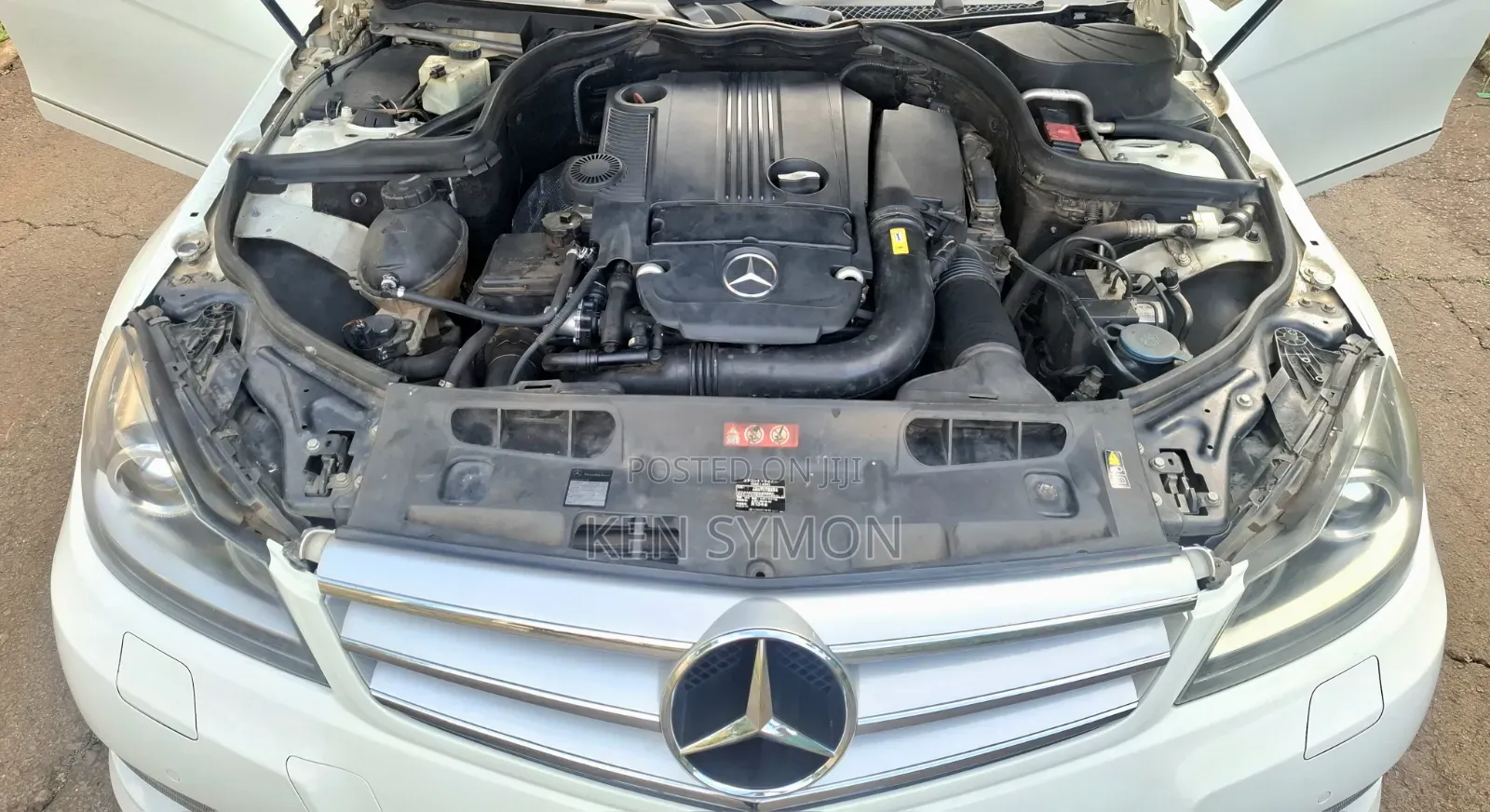 Mercedes-Benz C200 2012 White
