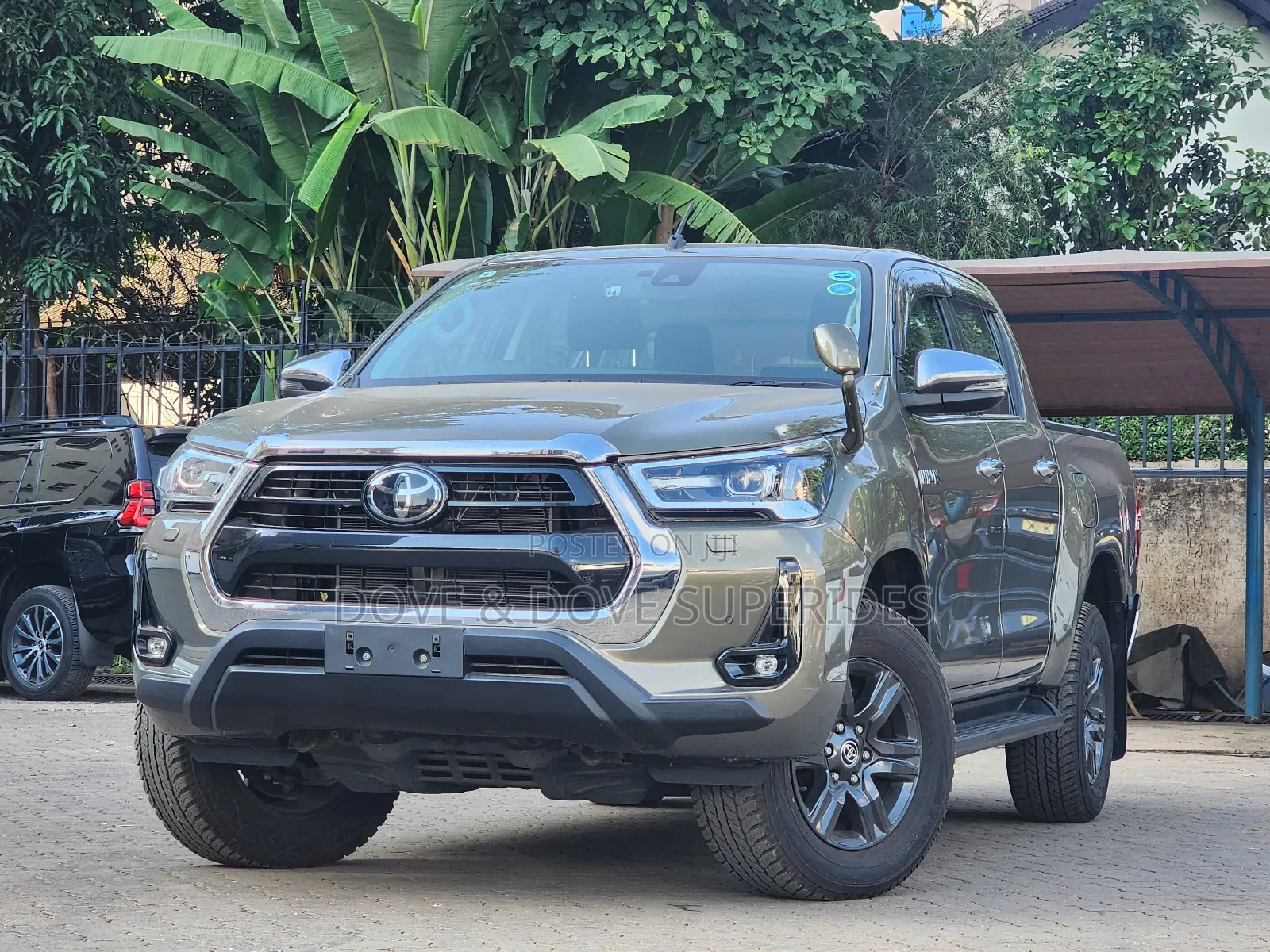 Toyota Hilux Revo Double Cab Deisel 2.8 AWD 2022 Green