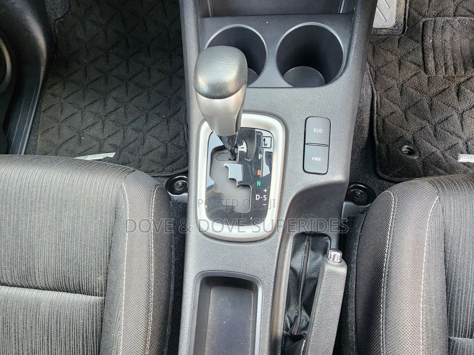 Toyota Hilux Revo Double Cab Deisel 2.8 AWD 2022 Green