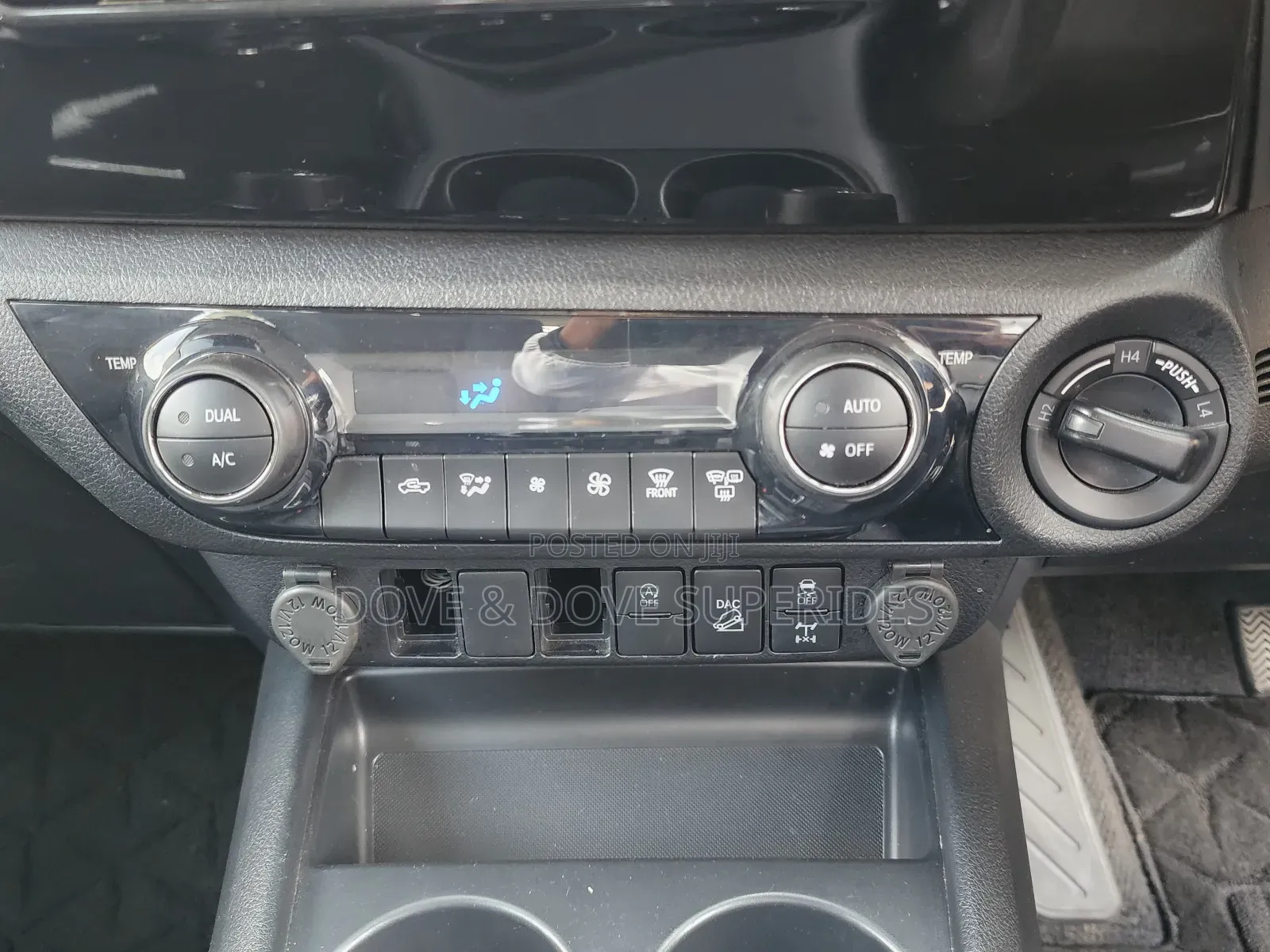 Toyota Hilux Revo Double Cab Deisel 2.8 AWD 2022 Green