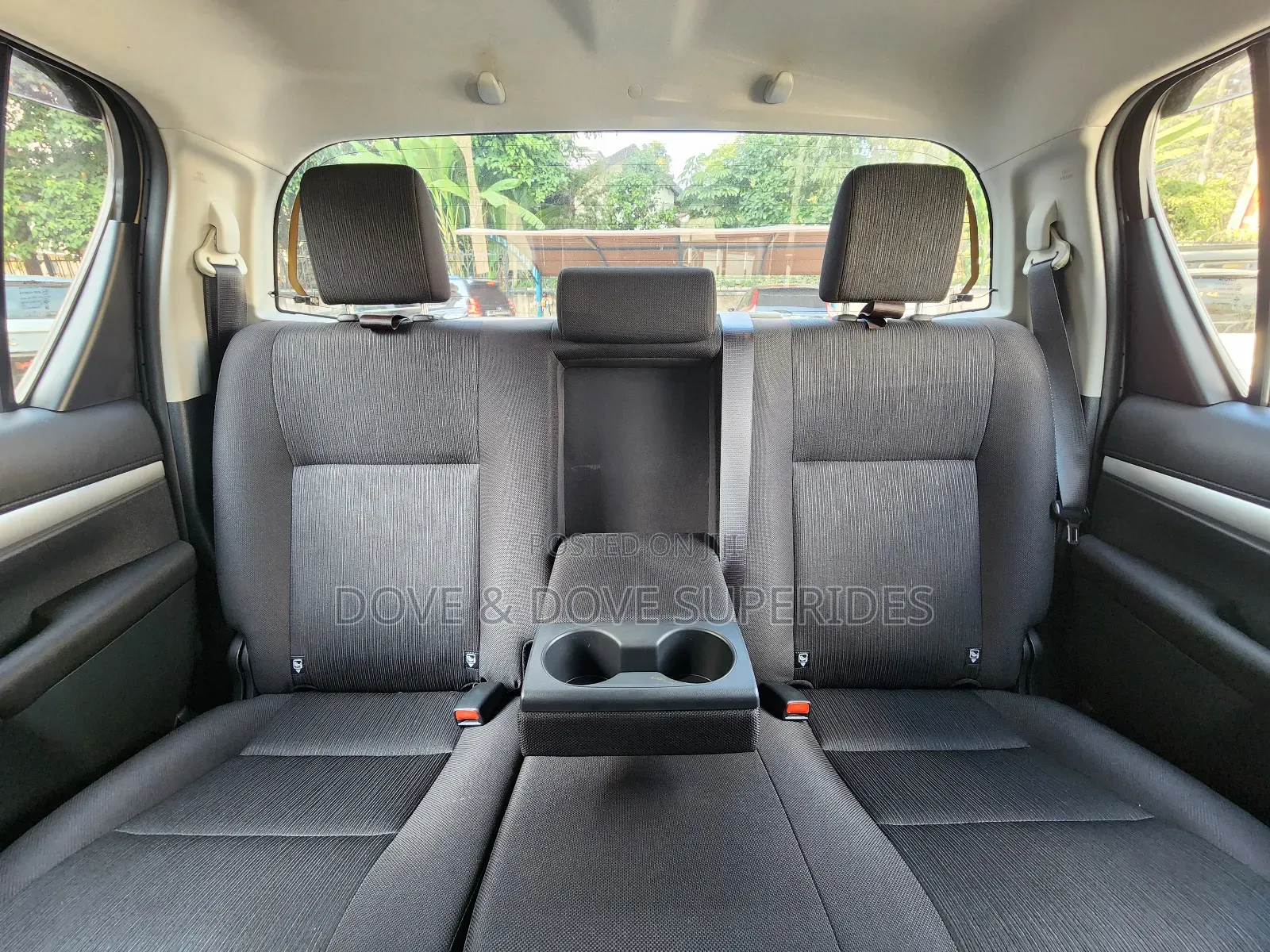 Toyota Hilux Revo Double Cab Deisel 2.8 AWD 2022 Green