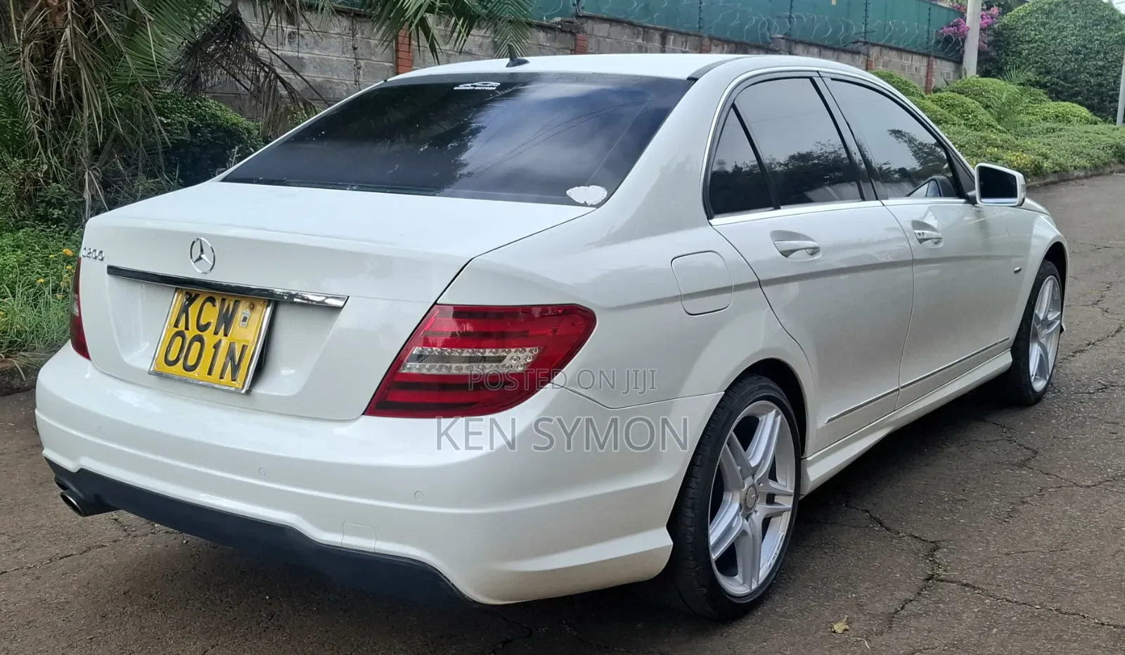 Mercedes-Benz C200 2012 White