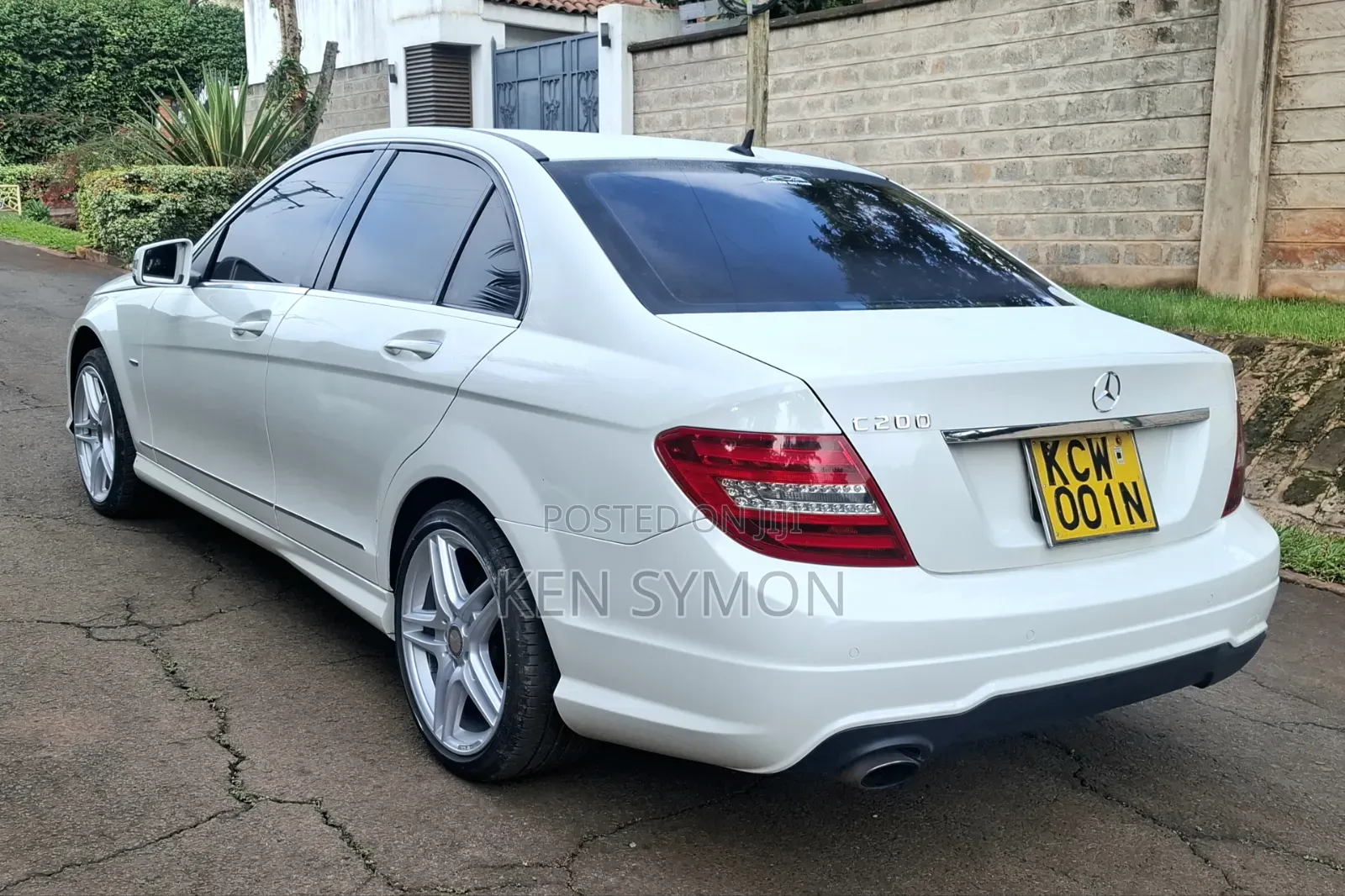 Mercedes-Benz C200 2012 White