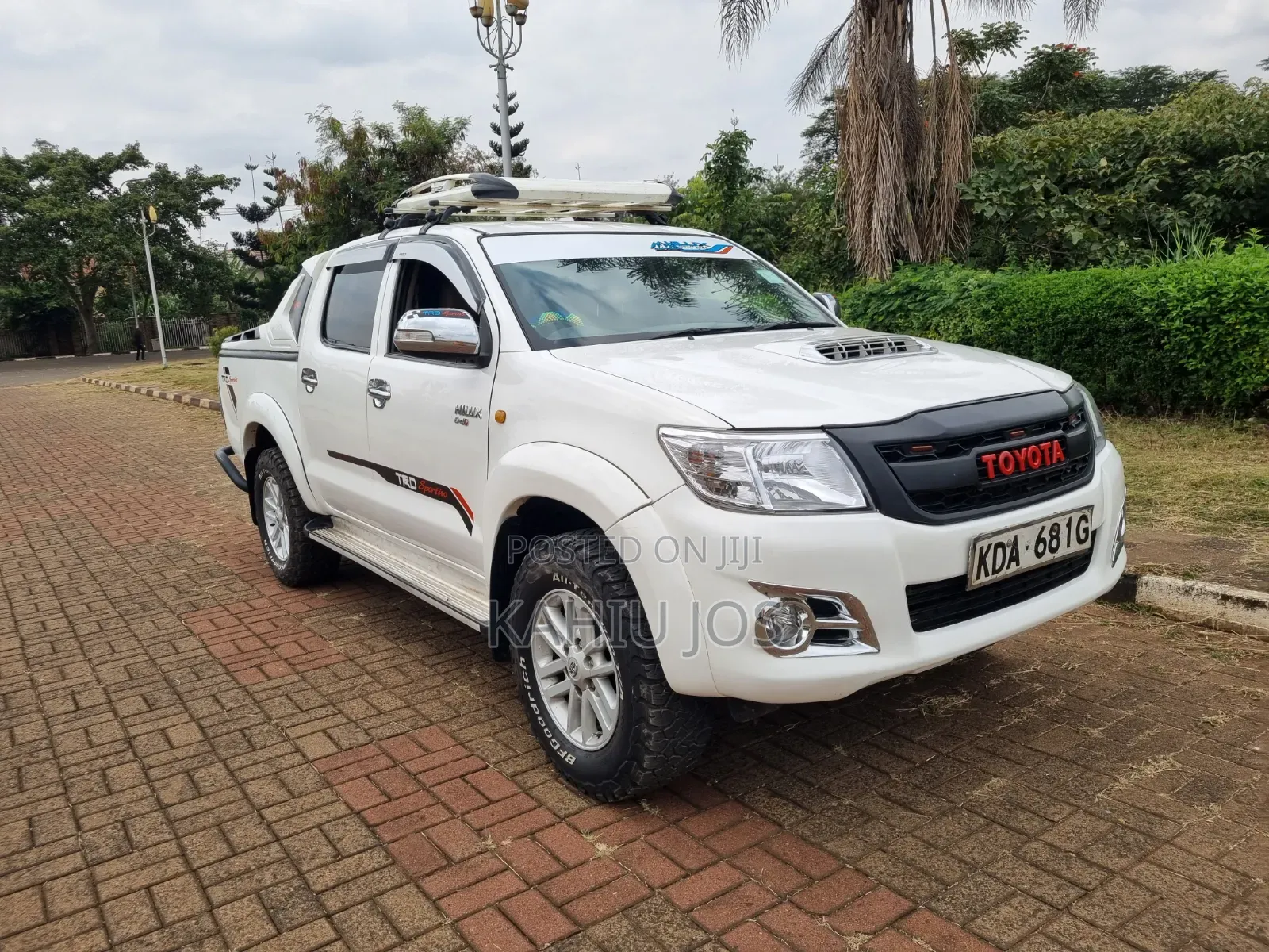 Toyota Hilux 2014 Off white