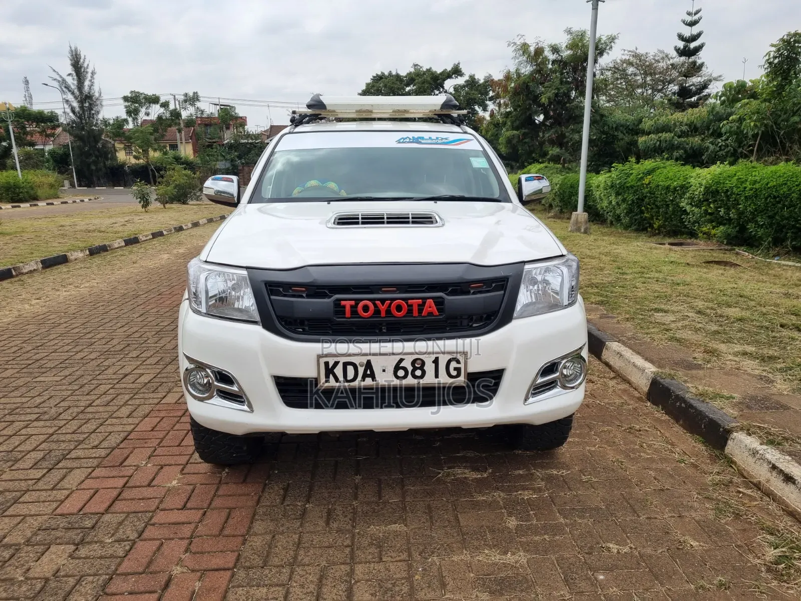 Toyota Hilux 2014 Off white