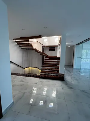 4bdrm Mansion in Old Nyali for rent